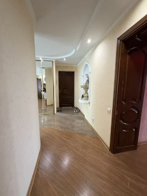 Продаж 3-кк з ремонтом 75 м², проспект Центральний,6-слобітс