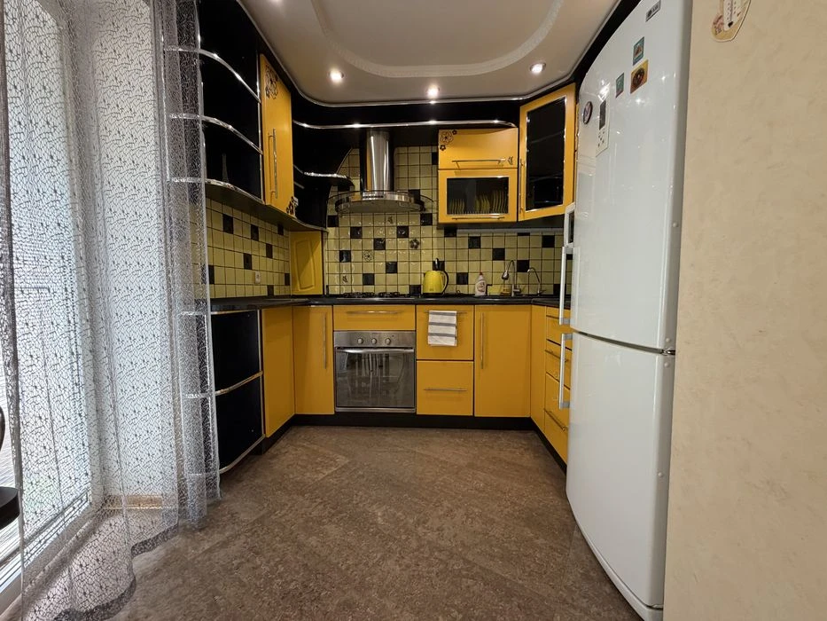Продаж 3-кк з ремонтом 75 м², проспект Центральний,6-слобітс