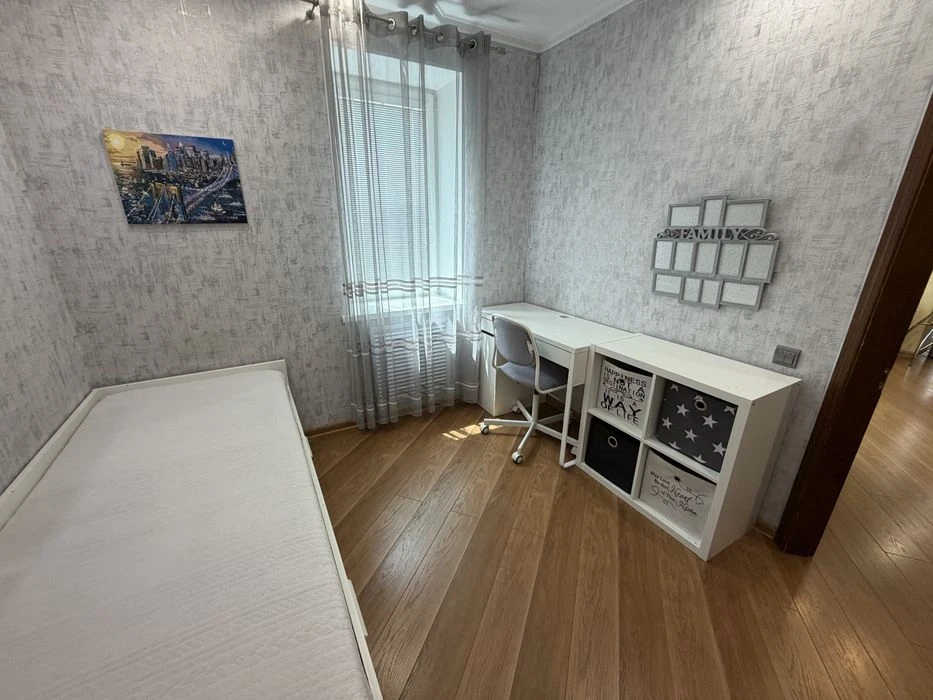 Продаж 3-кк з ремонтом 75 м², проспект Центральний,6-слобітс