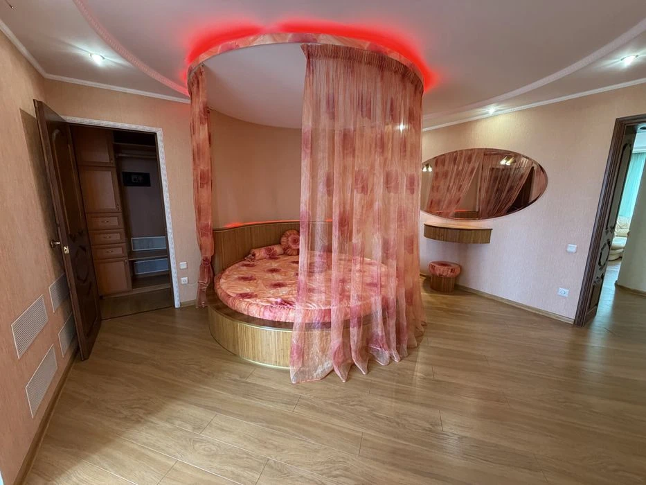Продаж 3-кк з ремонтом 75 м², проспект Центральний,6-слобітс