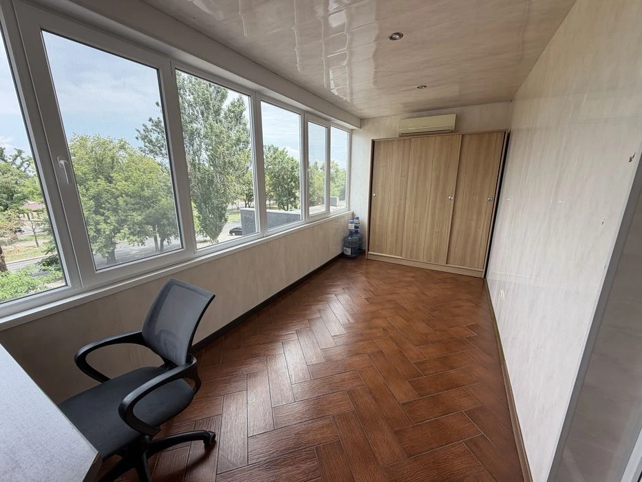 Продаж 3-кк з ремонтом 75 м², проспект Центральний,6-слобітс