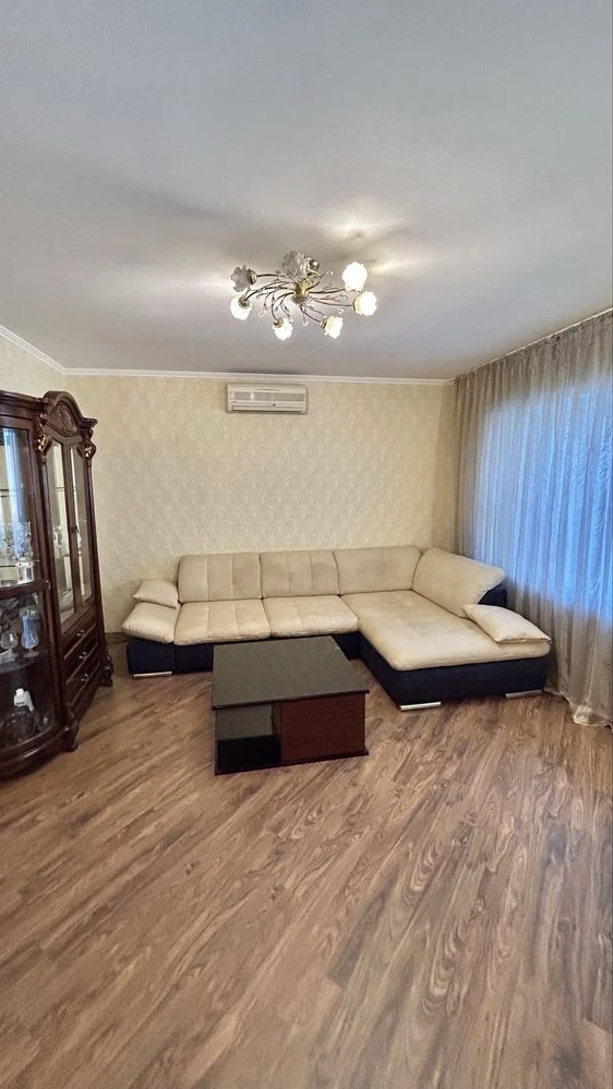 Продаж квартири, новобудова центр