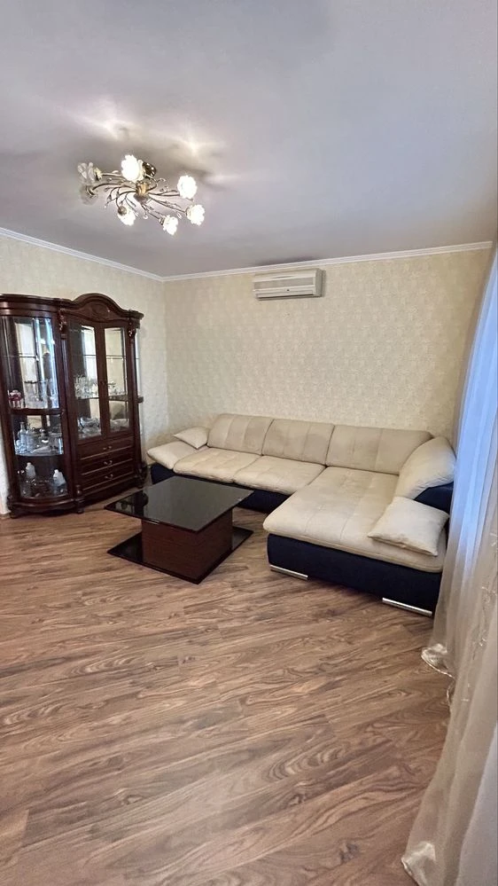 Продаж квартири, новобудова центр