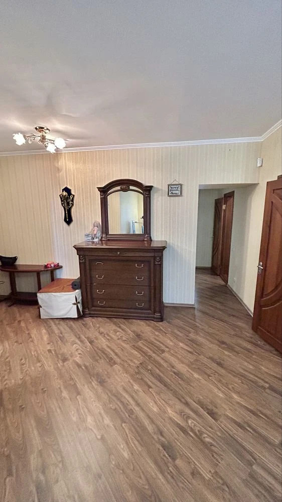 Продаж квартири, новобудова центр