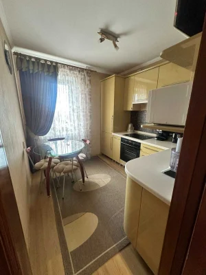 Продам чудову 2-кімнатну квартиру на пр. Миру