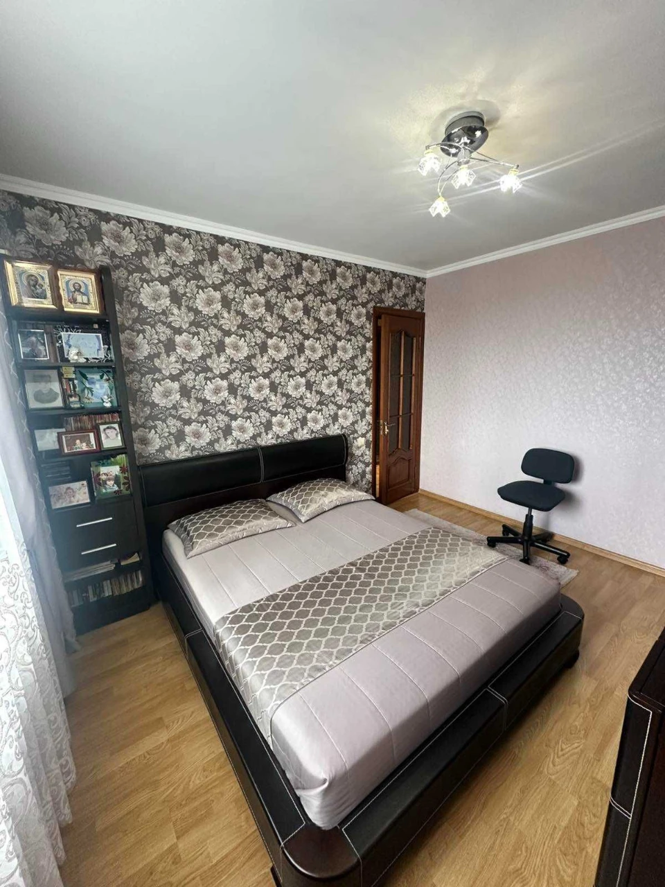 Продам чудову 2-кімнатну квартиру на пр. Миру