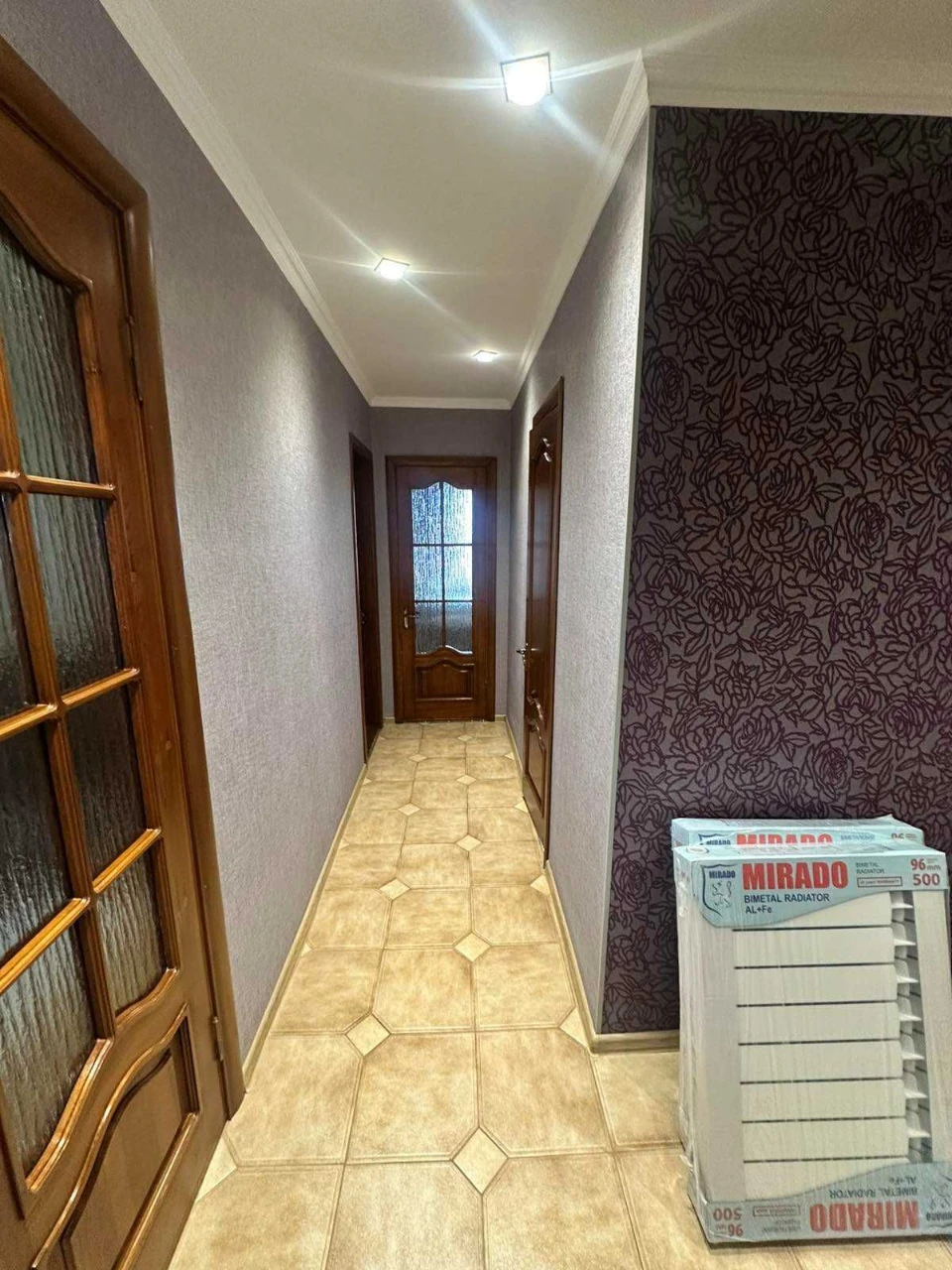 Продам чудову 2-кімнатну квартиру на пр. Миру