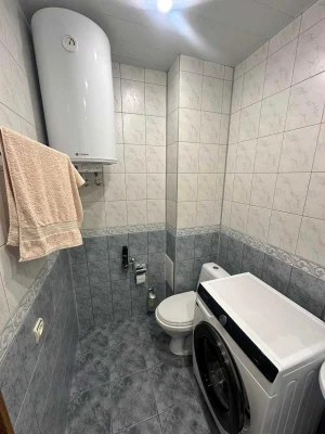 Продам чудову 2-кімнатну квартиру на пр. Миру
