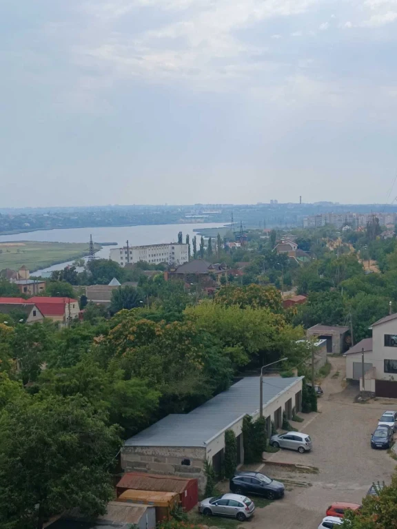 Продам 2 кімнатну квартиру зуп. Гвардійська, Соляні