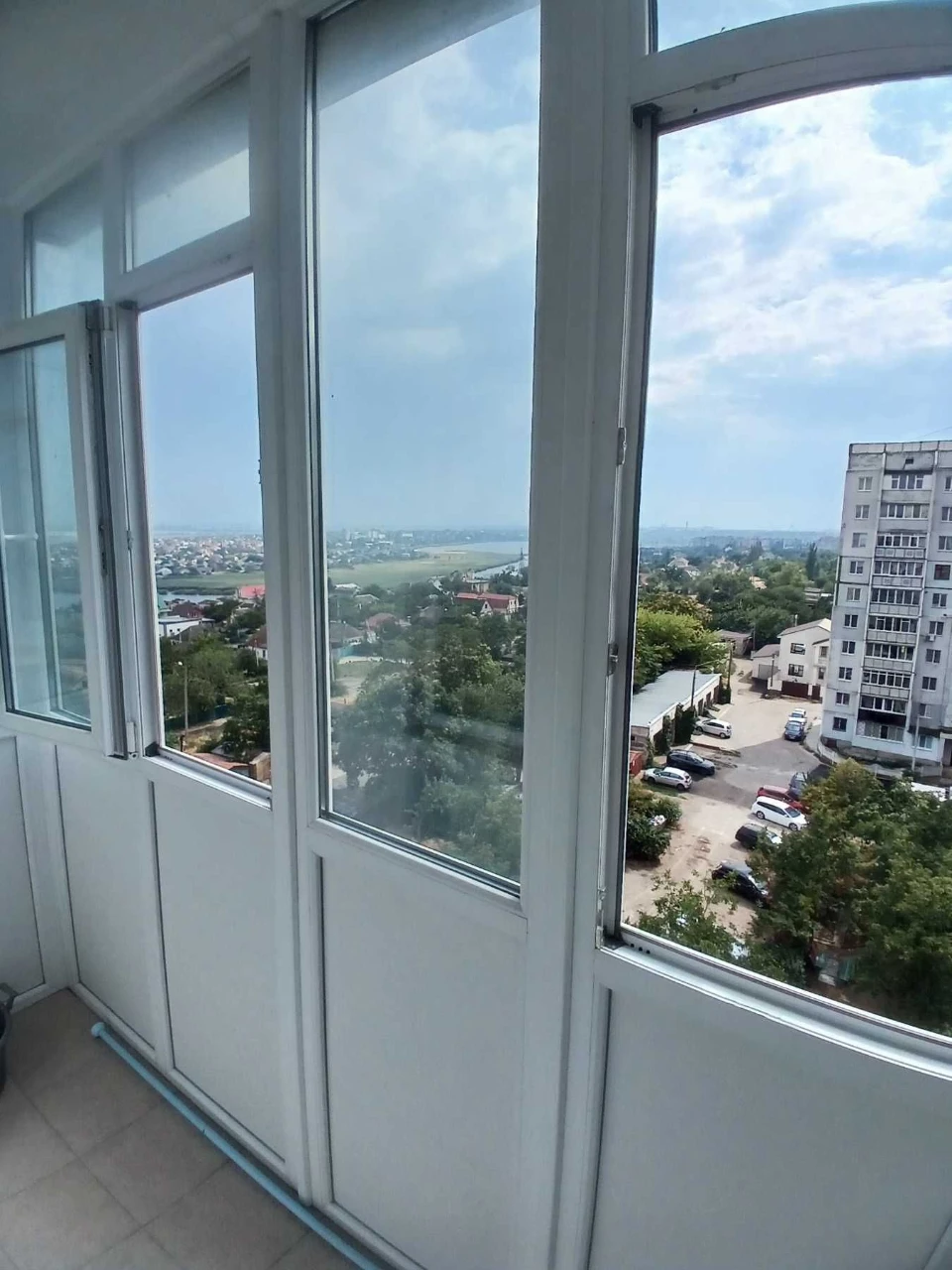 Продам 2 кімнатну квартиру зуп. Гвардійська, Соляні