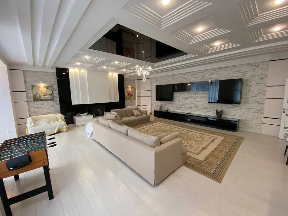 Продажа новой 3х к.кв на Потемкинской 192м 155000$ Без комис