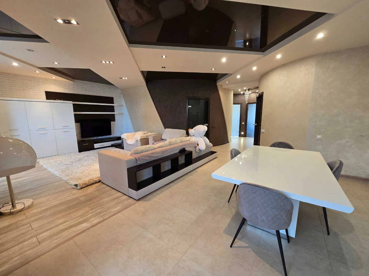 Продаж 3-х кімнатна квартира 115 м2 новобуд Центральний р-н