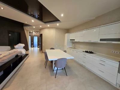 Продаж 3-х кімнатна квартира 115 м2 новобуд Центральний р-н