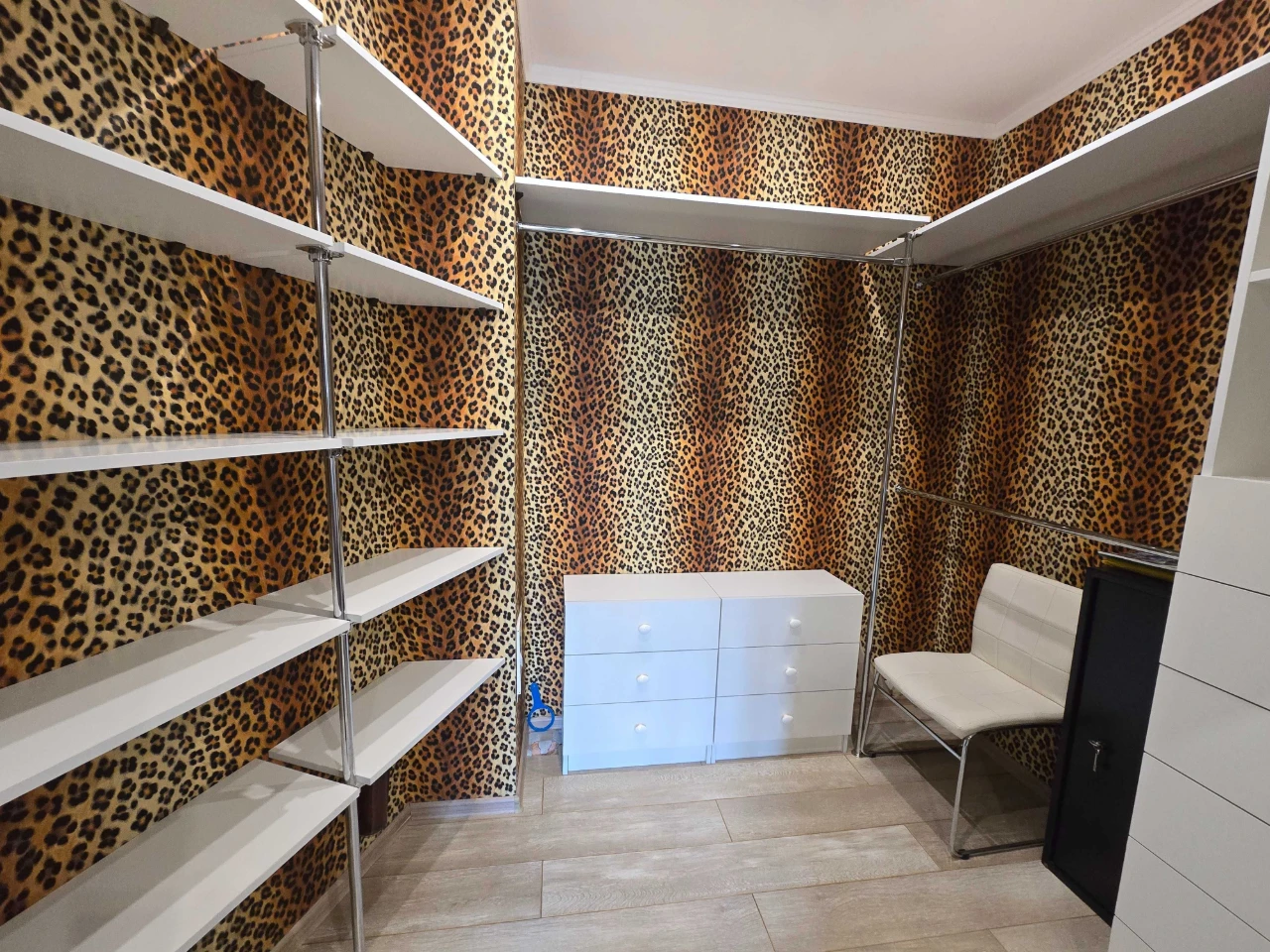 Продаж 3-х кімнатна квартира 115 м2 новобуд Центральний р-н