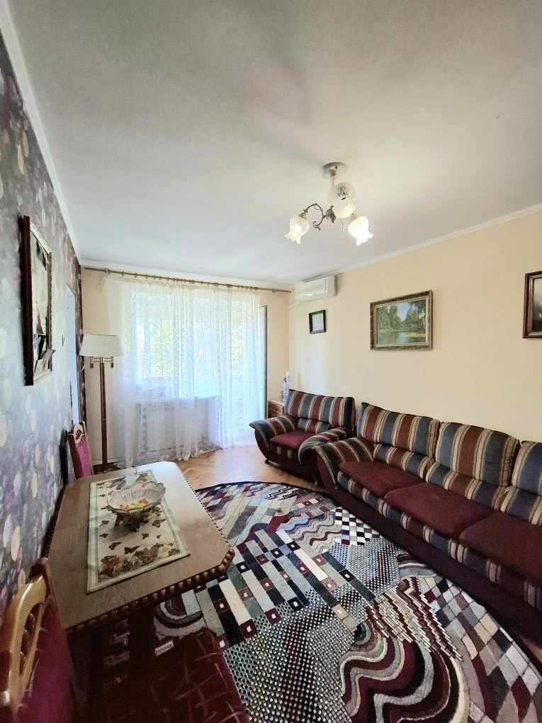Продаж 3-х кімнатної квартири.  Адміральська. Індивідуальне