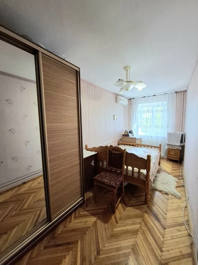 Продаж 3-х кімнатної квартири.  Адміральська. Індивідуальне