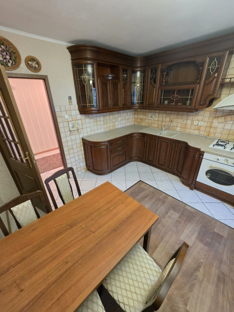 Центр Трьохкімнатна квартира