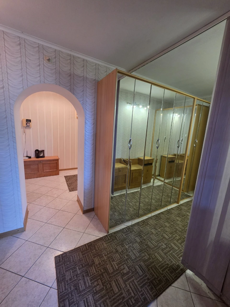 Центр Трьохкімнатна квартира