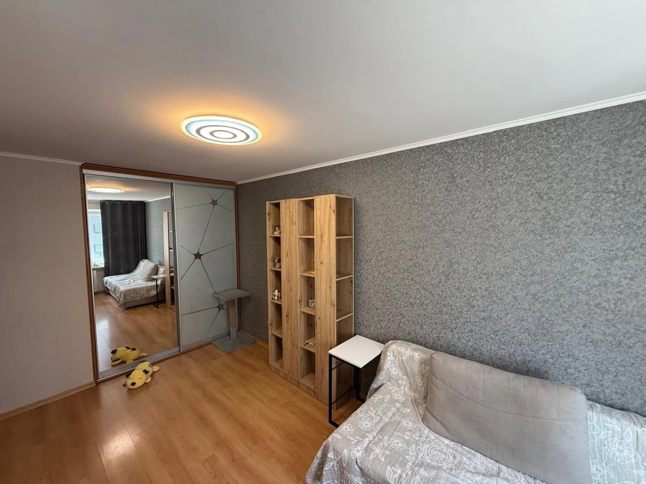 Продам отличную 2х комнатную квартиру в Центре.