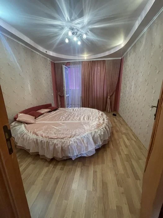 Квартира , в якій є все! 3 кімнати , два балкони Купити ,зай