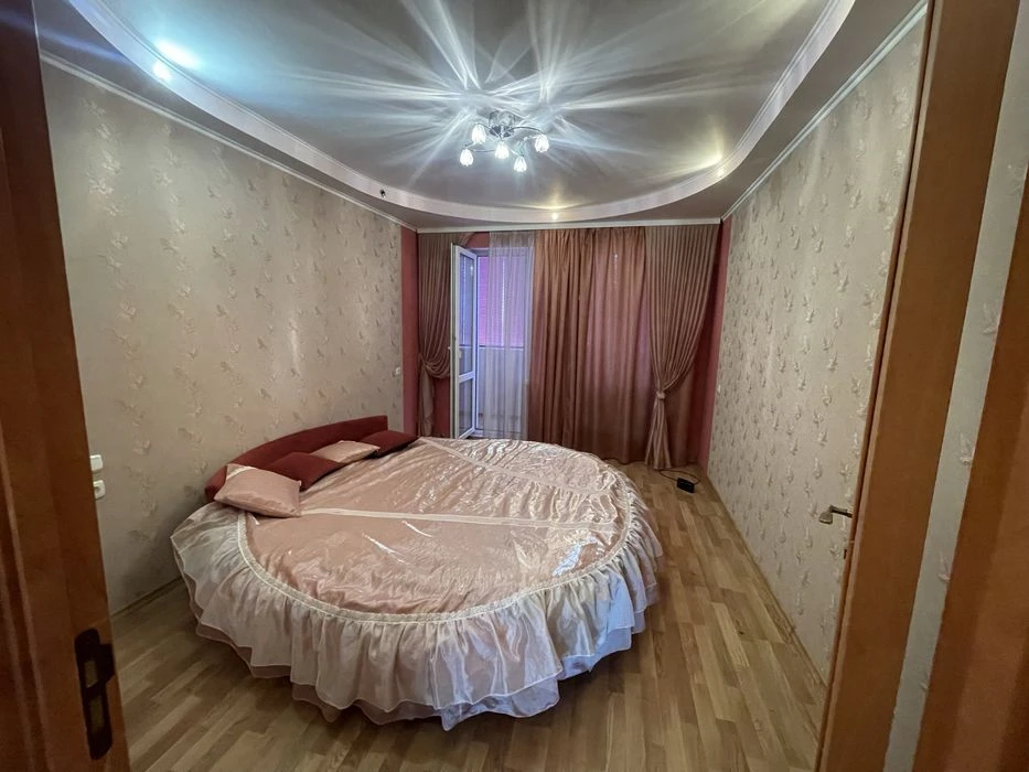 Квартира , в якій є все! 3 кімнати , два балкони Купити ,зай