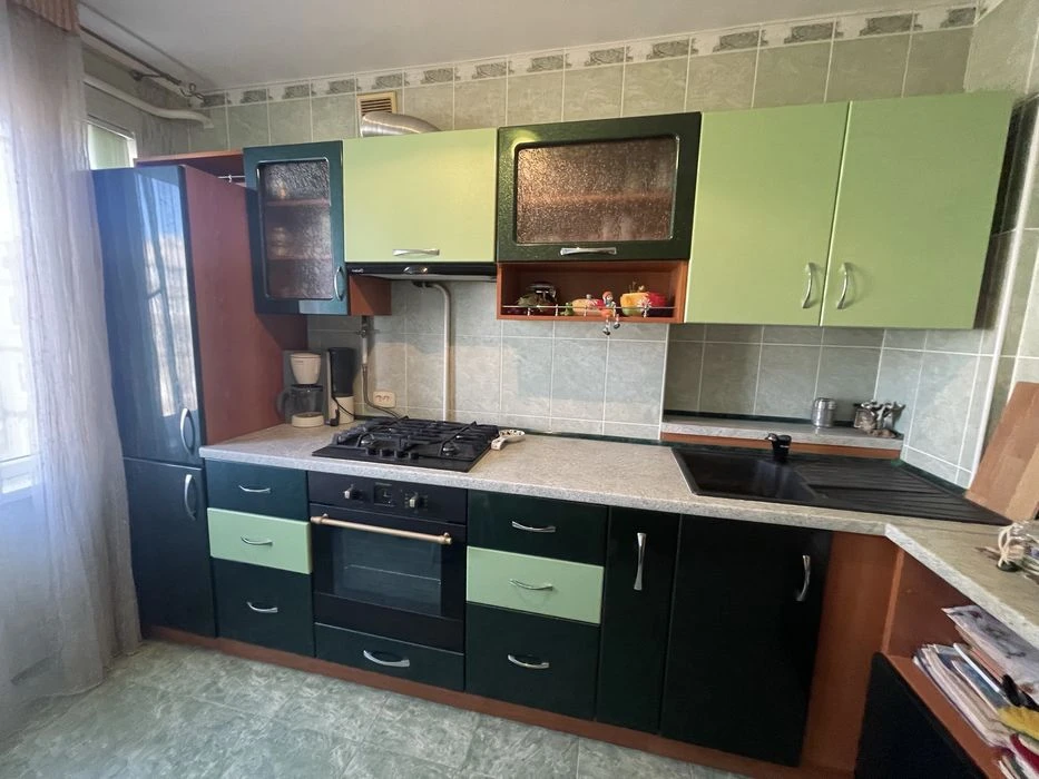 Квартира , в якій є все! 3 кімнати , два балкони Купити ,зай
