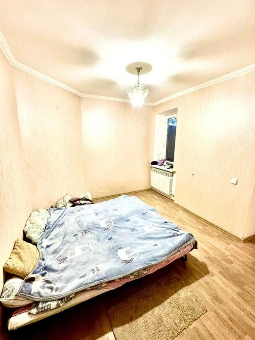 Продажа 2х этажной квартиры со своим двором и гаражом в Б. К