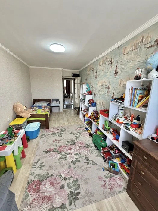 Продаж 3-х кімнатної квартири