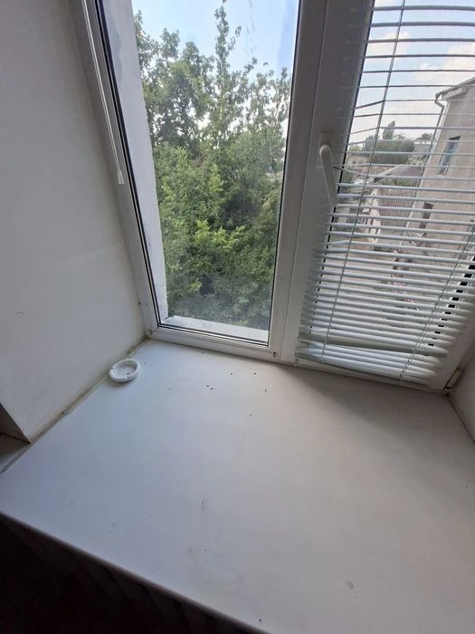 Продаю 2 к. кв. вул. Радісна-М.Морська