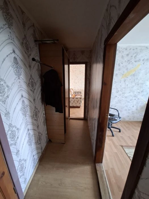 Продаю 2 к. кв. вул. Радісна-М.Морська