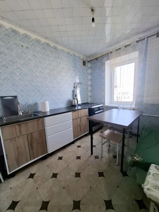 Продаж 2 кім.квартири.  Інгульський р-н