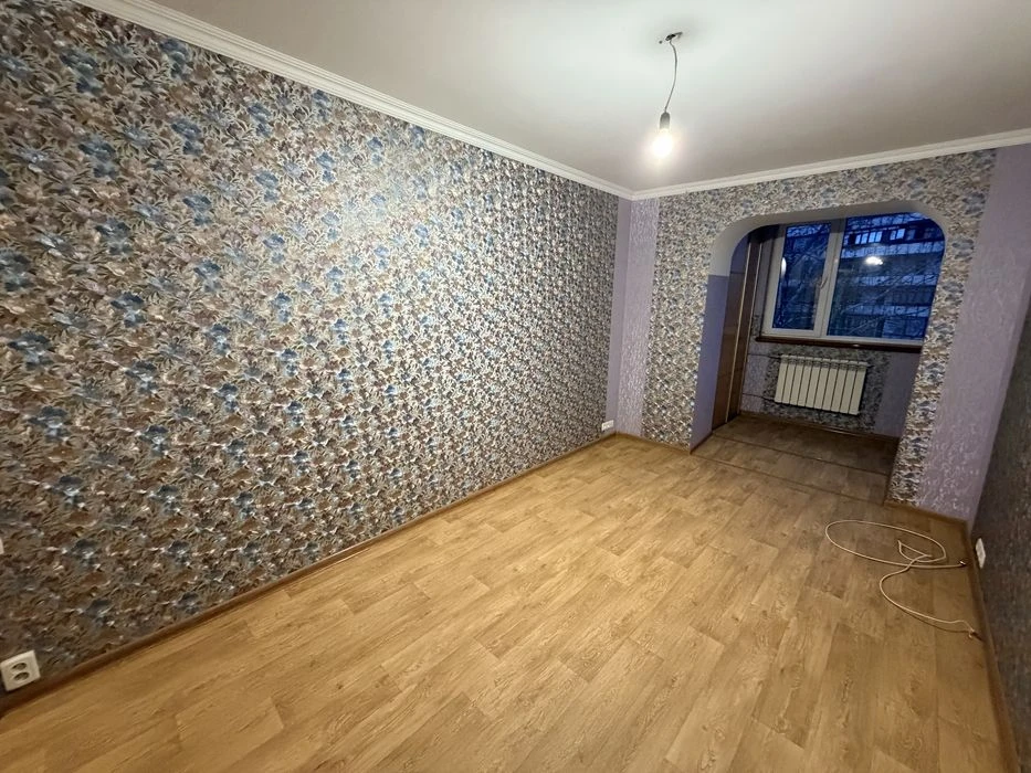 Продаж 3-х кім квартири 3/9 Центр 3-а слобідська