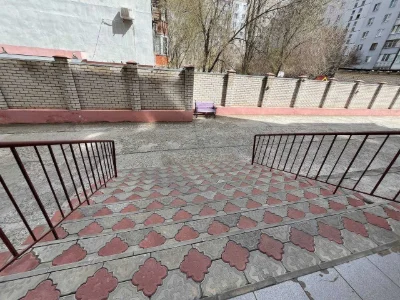 Продам стильну затишну 3-х к/к у Центрі міста