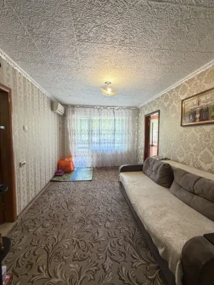 В продажу 3 к к на Космонавтів/ вул. Електронна , 1/9 поверх