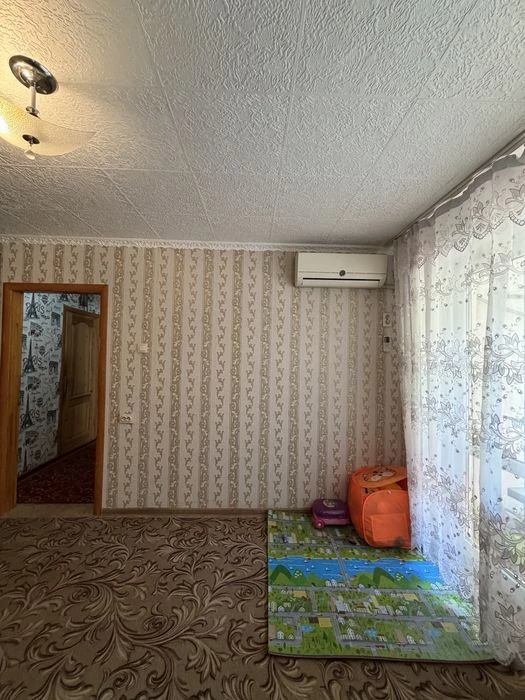 В продажу 3 к к на Космонавтів/ вул. Електронна , 1/9 поверх