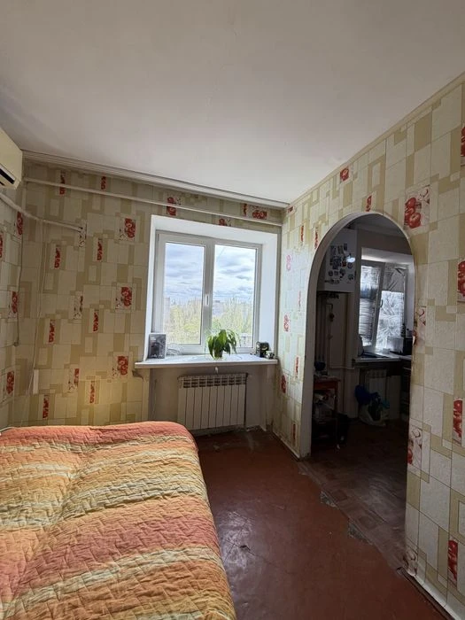 В Продажу 3 к к пр. Центральний / 3я з індивідуальним опален