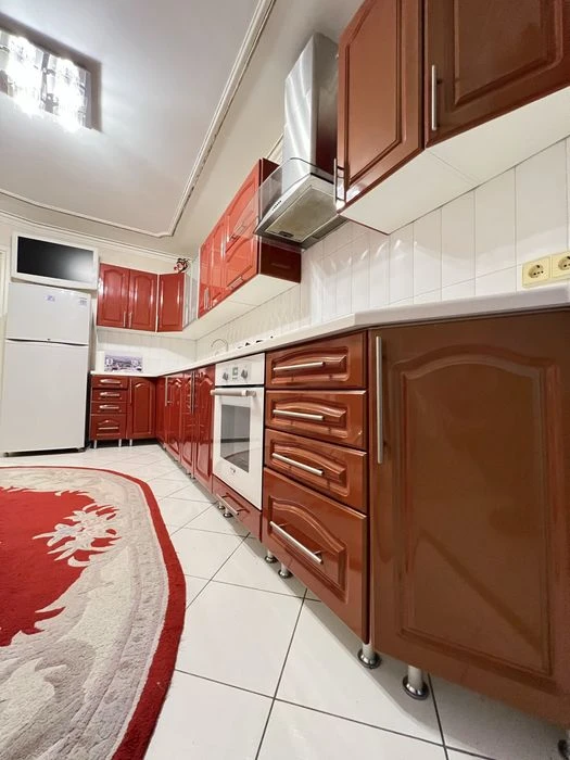 В Продажу 2 к к в Центрі з євроремонтом