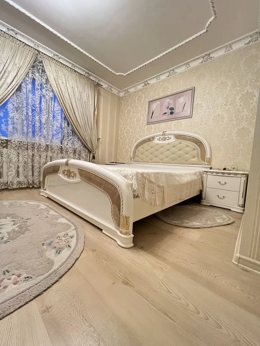 В Продажу 2 к к в Центрі з євроремонтом
