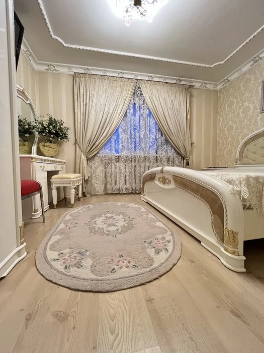 В Продажу 2 к к в Центрі з євроремонтом