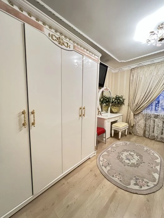 В Продажу 2 к к в Центрі з євроремонтом
