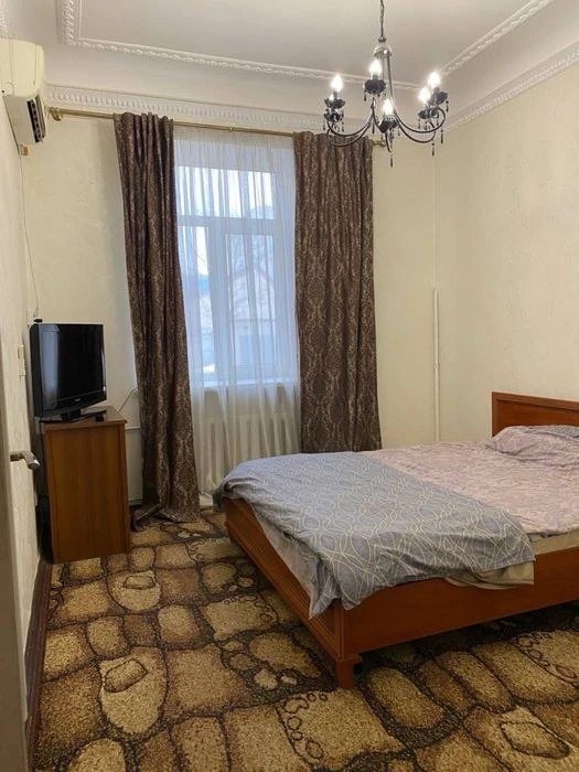 В Продажу 1 кк на вул. Адміральська