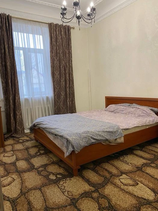 В Продажу 1 кк на вул. Адміральська