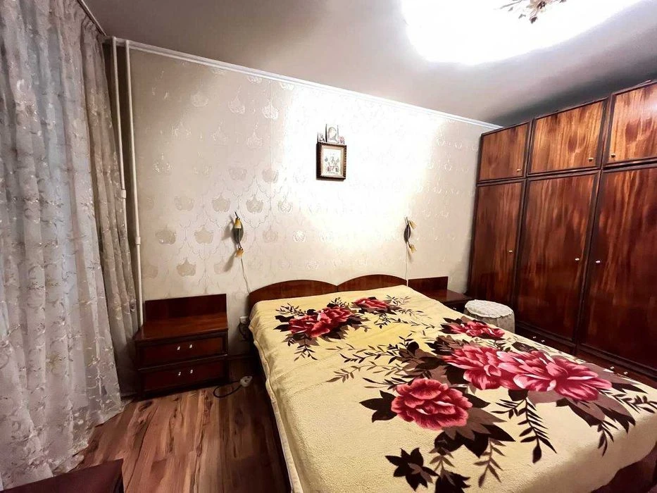 Продам 3-х к/к покращеного планування, з видом на річку