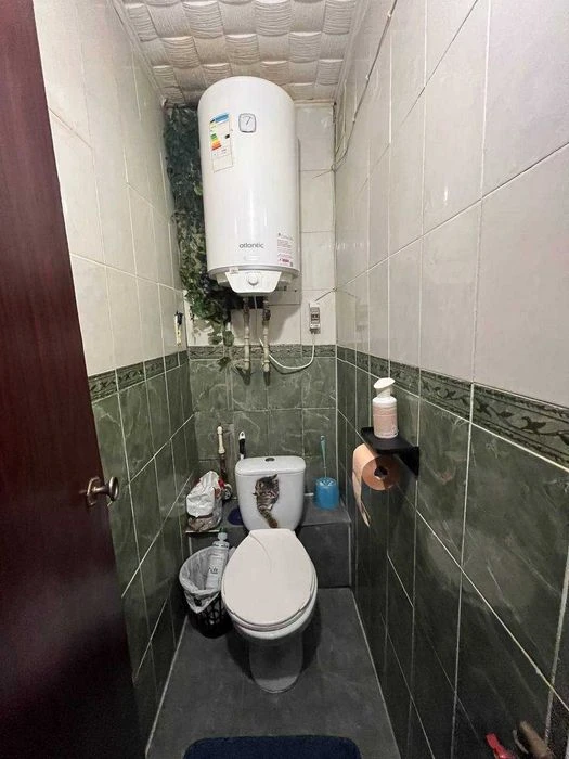 Продам 3 к/к, в районі ринку “Колос»,