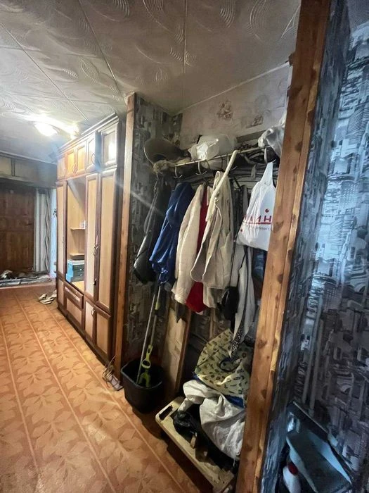 Продам 3 к/к, в районі ринку “Колос»,