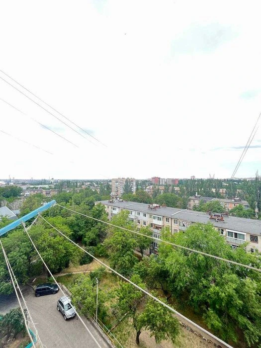 Продам 3 к/к, в районі ринку “Колос»,
