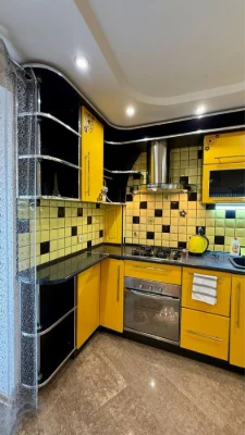 Продаж 3 кімнатної квартири пр. Центральний зуп. 6 Слобідськ
