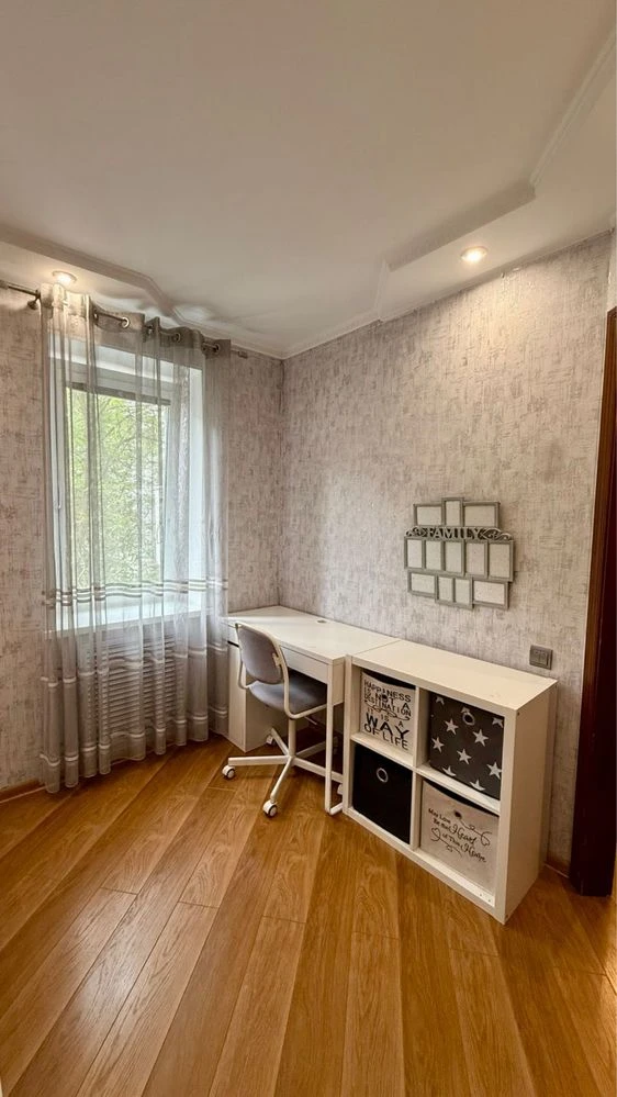 Продаж 3 кімнатної квартири пр. Центральний зуп. 6 Слобідськ
