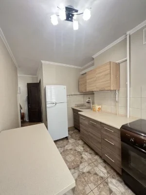 В продажу 3 к к на 6й Слобідській/ пр. Центральний з ремонто