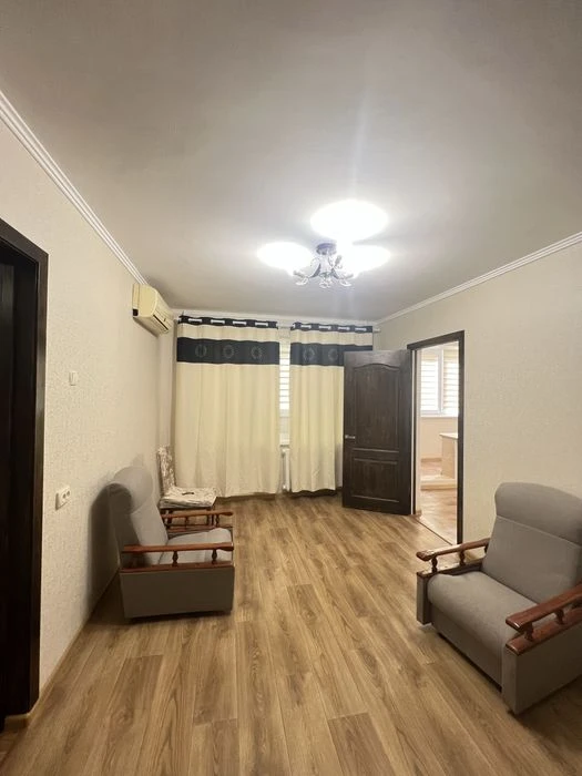 В продажу 3 к к на 6й Слобідській/ пр. Центральний з ремонто